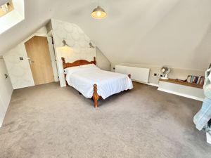 Photo 30- click for photo gallery